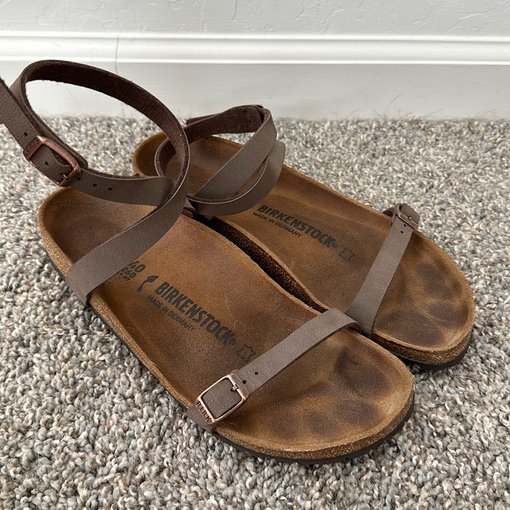 Birkenstock Yara Sandal